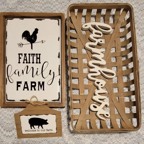 farmhouse tobacco basket Set of 2 Long Baskets. Home decor. Woven bamboo. Rustic The word is painted white so it stands out against the wood colour of the basket. How to decorate with tobacco